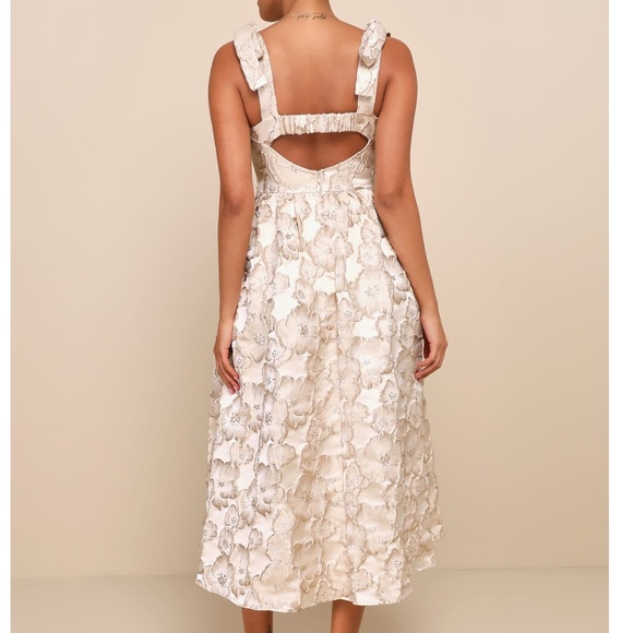 Lulus Unique Beauty Floral Tie Strap Midi Dress in Cream with Pockets sz xs NWT - Picture 3 of 13